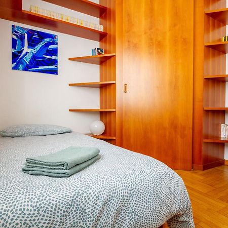 Attico Con Terrazzo Navigli Bocconi - Navigliapartments Milan Luaran gambar